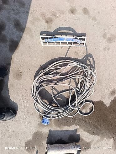 Обои: Штукатурная станция, В наличии — 5