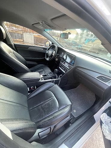 купить санта фе: Hyundai Sonata: 2018 г., 2 л, Автомат, Бензин, Седан — 4