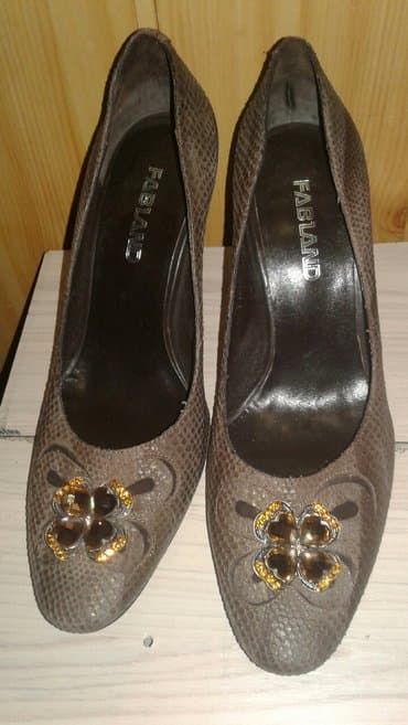 туфли беж цвет: Новые туфли не одевали 38р — 1