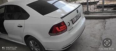 Продажа авто: Volkswagen Polo: 2016 г., 1.6 л, Механика, Бензин, Седан — 4