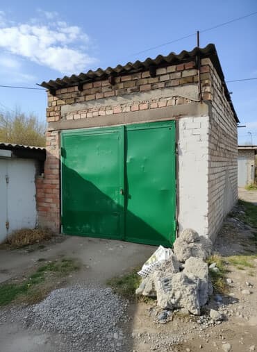 участок кара балта: 30 м², Кирпичный | Смотровая яма, Охрана, Подвал, погреб — 1