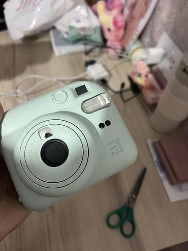 dvd player usb: Fujifilm Instax Mini 12 — моментальная камера в мятном цвете — 4