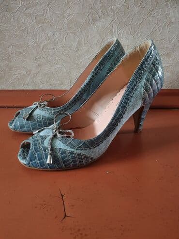 Атайын кийим: Туфли итальянские, размер 38 (маломерят), высота каблука 6 см., очень — 7