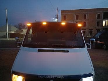 Транспорт: Жүк ташуучу унаа, Mercedes-Benz, Дубль, 3 т, Колдонулган — 5