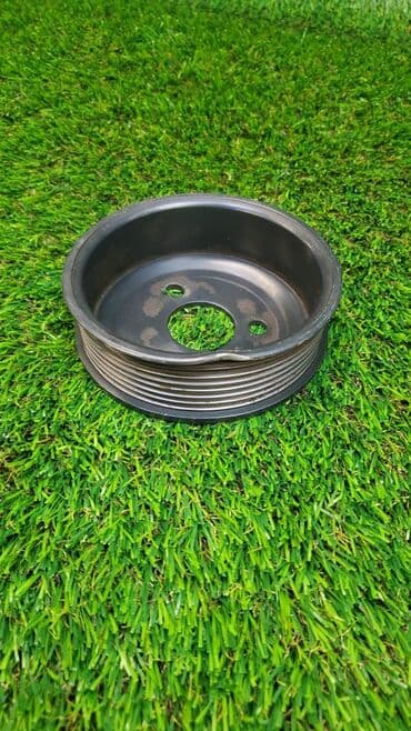 m62b44: Шкив насоса гур BMW X5 E53 M62B44 4.4 (имеется небольшой дефект, см — 4