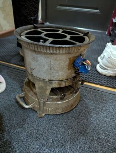 индийский форма: Үчбилик антиквар. горелка масляный в рабочем состоянии (СССР)
2000 сом — 6