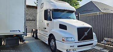 пылесос кирби: Тягач, Volvo, 2000 г., Без прицепа — 1
