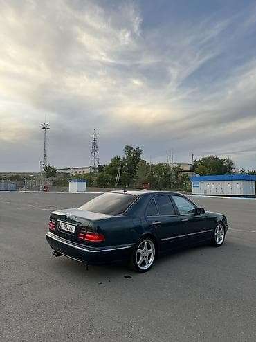 lend cruzer: Mercedes-Benz E-Class: 2000 г., 5 л, Автомат, Бензин, Седан — 4