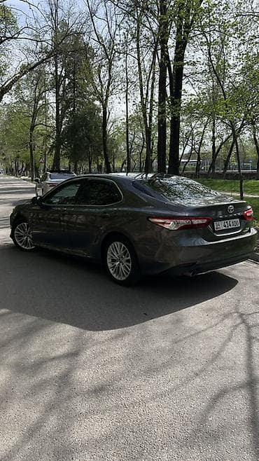 w211 5 5: Toyota Camry: 2019 г., 2.5 л, Автомат, Гибрид, Седан — 4