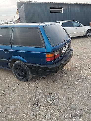 Унаа: Volkswagen Passat Variant: 1993 г., Бензин, Универсал — 1