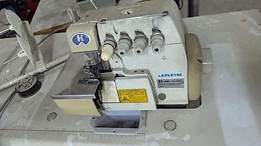 Даяр бизнес: Продаю швейные машины. Рабочие и не рабочие отдам очень дёшево — 6