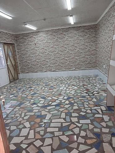 такса парк: Сдаётся торговое/офисное помещение открытой планировки. 30кв.м Ж/м — 4