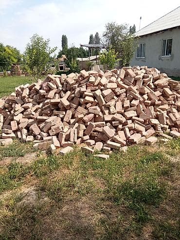 лук ош: Кирпич таблетка. 12 сомдон. Болукторун жарымдарын 6 сомдон берем — 2