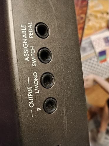 Музыкалык аспаптар: Куплю блок питания на синтезатор Korg X5 Подключения и элементы — 2