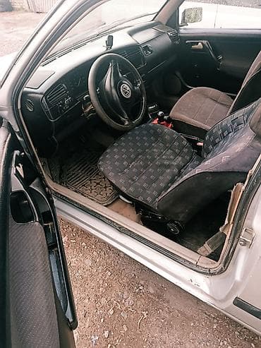 1 9 тди: Volkswagen Golf: 1920 г., 1.6 л, Кол менен иштөөчү, Купе — 3