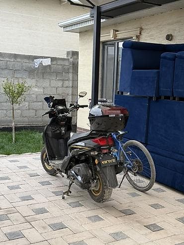 скутер в рассрочку: Скутер самурай
Пробег 800 км
Почти новая, не катались — 1