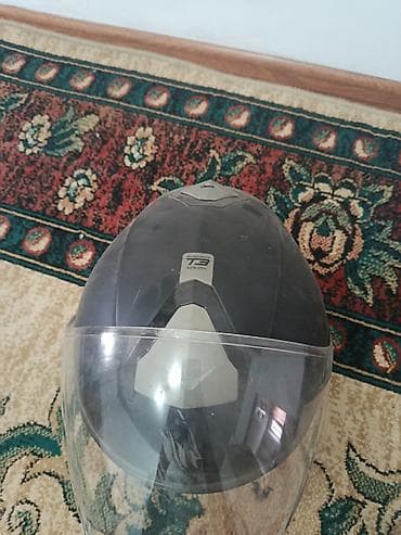 квадрат секыл: Мото шлеми — 3