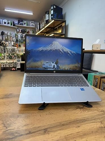 HP LAPTOP 15 I3-1315U 6 ядерный проц 8 поточный RAM 8GB DDR4 SSD