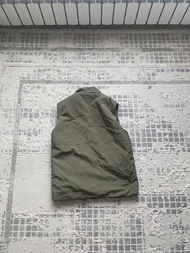 smart folio: Жилетка GAP, стёганая, безрукавка. (Детская) размер S - Цвет: хаки — 2