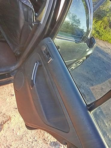 двигатель golf: Volkswagen Golf: 2000 г., 1.6 л, Ручные, Бензин, Хэтчбэк — 6