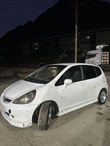 хонда жаз машина: Honda Fit: 2002 г., 1.3 л, Вариатор, Бензин, Хетчбек — 2