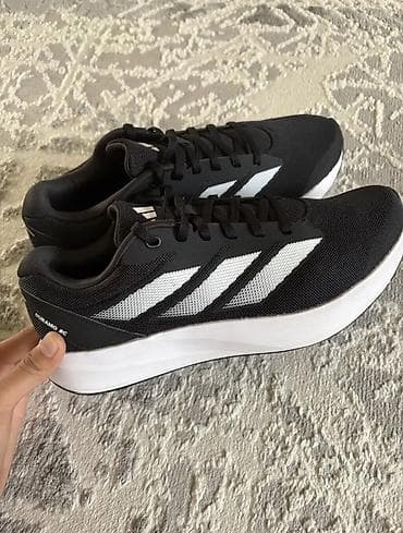 Мырзалардын бут кийими: Эркектердин кроссовкасы, 42.5, Adidas, Жаңы, түсү - Кара, Өзү алып кетүү, Акысыз жеткирүү — 1