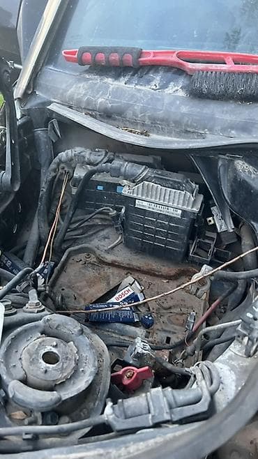 крыло переднее мерседес w210: Mercedes-Benz W124: 1992 г., Седан — 7