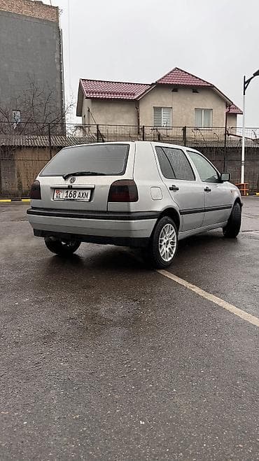 passat b7: Volkswagen Golf: 1993 г., 1.8 л, Механика, Бензин, Хэтчбэк — 6