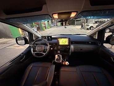 Унаа сатуу: Hyundai Staria: 2021 г., 2.2 л, Типтроник, Дизель, Вэн/Минивэн — 7
