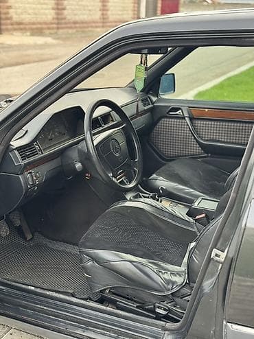 bmv x3: Mercedes-Benz W124: 1994 г., 2.8 л, Ручные, Газ, Седан — 10