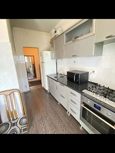 Кыймылсыз мүлк: 3 бөлмө, 80 м², Улан мкр 106-серия, 4 кабат, Жаңы ремонт — 6