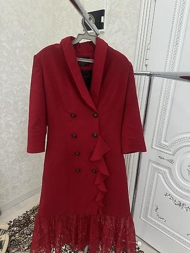 Айымдардын кийими: Кече көйнөгү, Коктейл, Узун модель, Жеңдери менен, M — 2