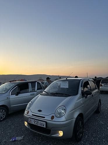 Унаа: Daewoo Matiz: 2009 г., 0.8 л, Кол менен иштөөчү, Бензин — 4