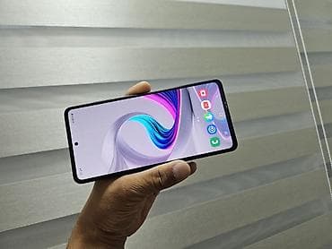 samsung galaxy a71: Samsung Galaxy A72, Б/у, 128 ГБ, цвет - Черный, 1 SIM, 2 SIM — 9
