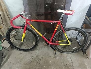 шорты ufc: Шоссейный велосипед, Рама XL (180 - 195 см), Б/у — 1