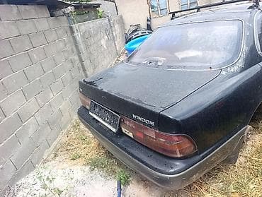 сакура двойка: Toyota Windom: 1995 г., 2.5 л, Автомат, Бензин, Седан — 3