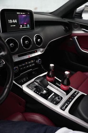 не нужное: Kia Stinger: 2018 г., 3.3 л, Фастбек — 7