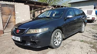 vw id4: Honda Accord: 2003 г., 2 л, Автомат, Газ, Универсал — 3