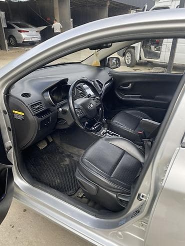 step 2: Kia Morning: 2016 г., Автомат, Бензин, Хэтчбэк — 9