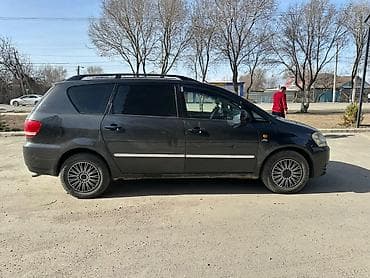 bmw 3 e46: Toyota Ipsum: 2003 г., 2 л, Ручные, Дизель, Минивэн — 4