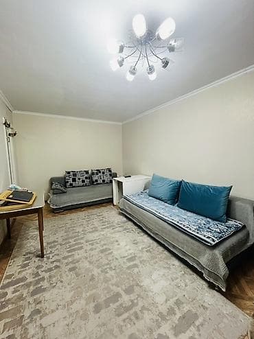 в корпусе 17: 1 комната, 33 м², 104 серия, 3 этаж — 2