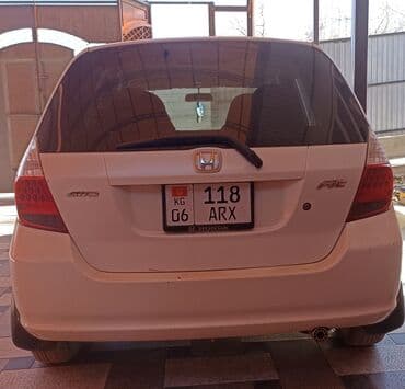 авто в рассрочку пез порвоначална: Honda Fit: 2001 г., 1.3 л, Автомат, Бензиновая, Хэтчбэк — 2