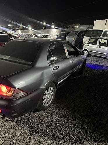 машина за 40000 сом: Mitsubishi Lancer: 2004 г., 1.6 л, Механика — 7