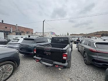 off road: Jeep : 2021 г., Пикап — 3