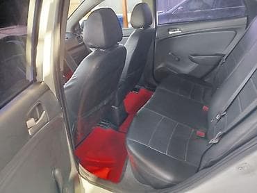 roewe ei5: Hyundai Solaris: 2013 г., 1.4 л, Механика, Бензин, Седан — 5
