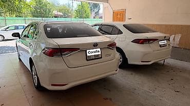 авто прод: Toyota Corolla: 2022 г., 1.8 л, Вариатор, Гибрид, Седан — 5