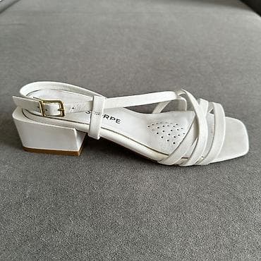 Босоножки, сандалии, шлепанцы: Босоножки белые Le Scarpe 36 размер. Стильные летние белые босоножки — 3