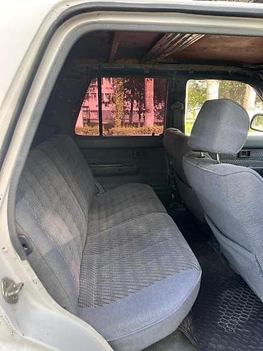 w210 e280: Toyota Hilux Surf: 1992 г., 3 л, Автомат, Бензин, Пикап — 10