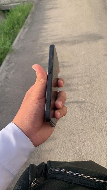 IPhone 15, Новый, 128 ГБ, Черный, 85 %