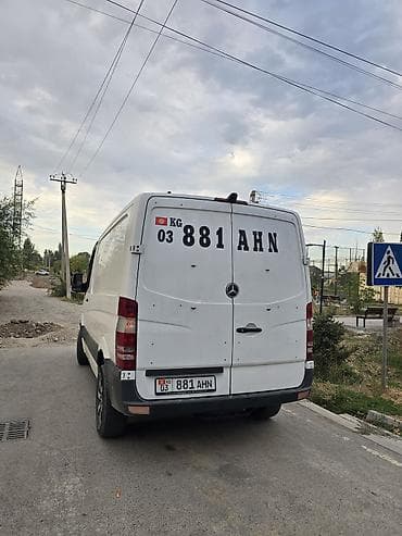 спринтер средний 2 7: Mercedes-Benz Sprinter (белый фургон, короткая база, высокое крытое — 3